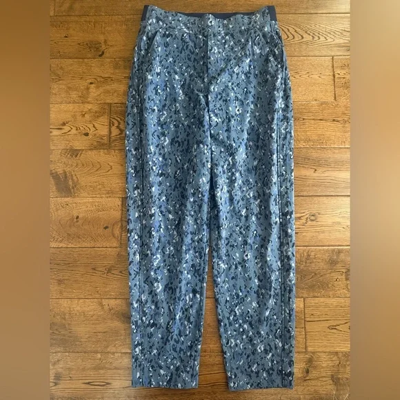 Athleta Brooklyn Ankle Pant in Captivate Chrome Blue Size 4 - Picture 2 of 7
